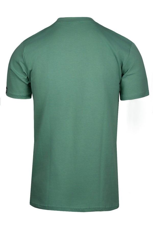 Man’s green cotton t-shirt 