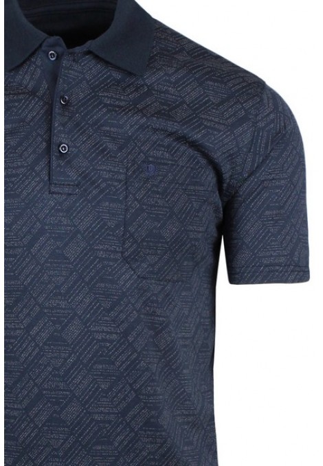 Man’s dark blue  t-shirt polo 