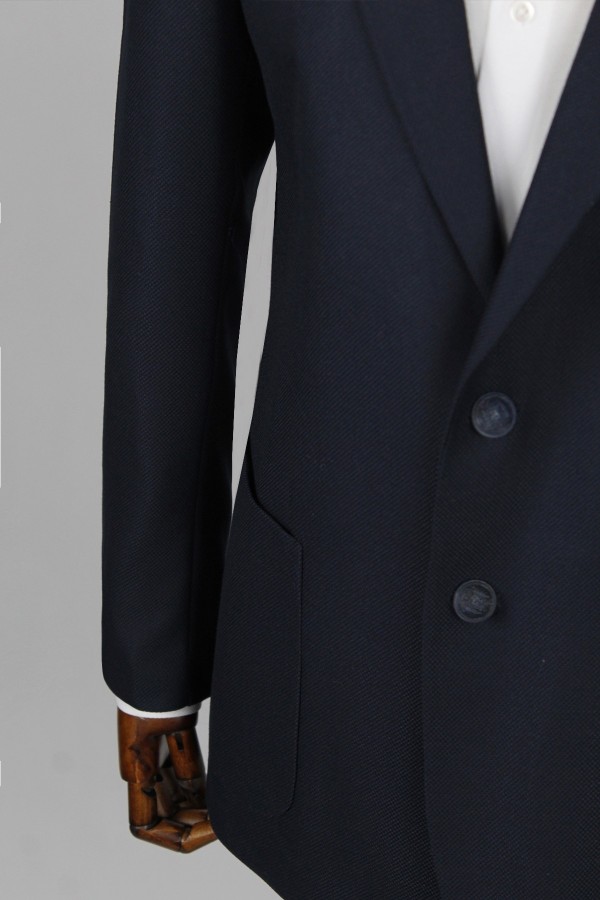  Man’s dark blue Blazer with detailed pockets 