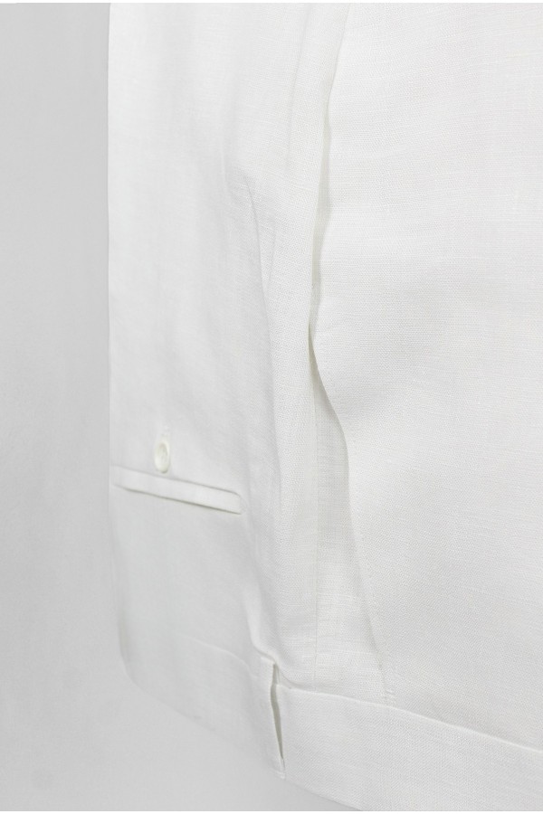 Man's white linen suit