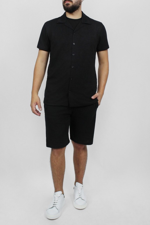 Man’s black shorts