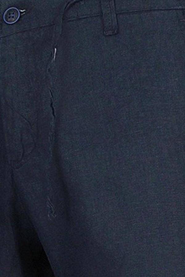  Man’s dark blue linen pants 