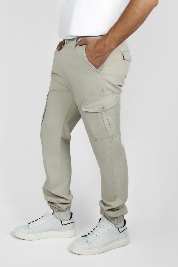 Man's  beige cargo pants