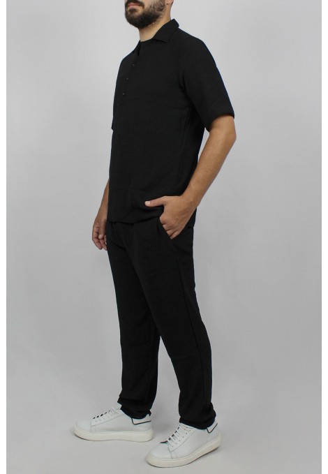 Man’s black  trousers with elastic waist