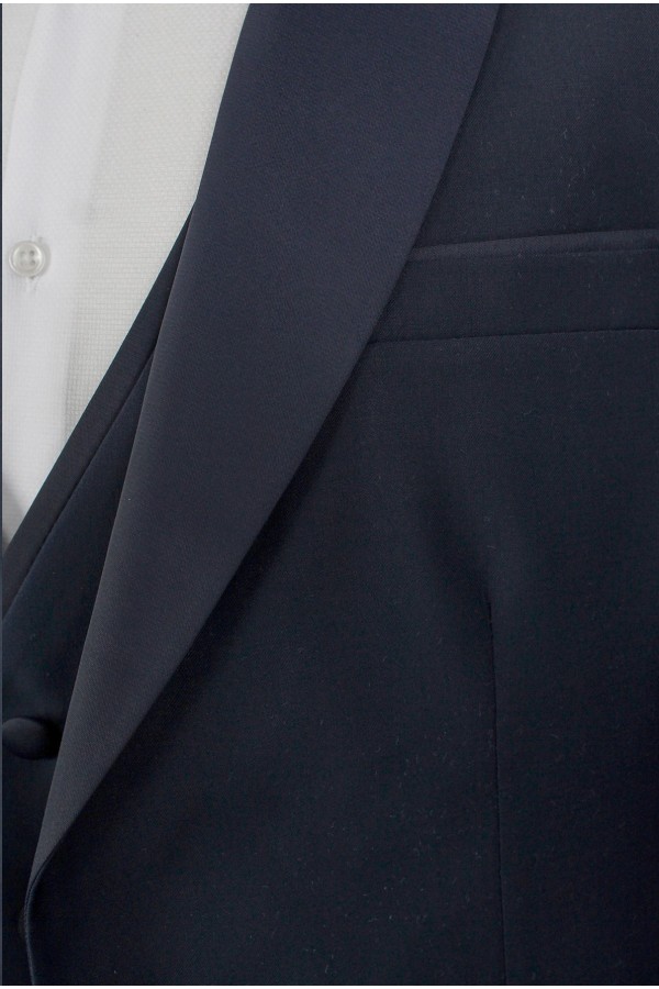 Man's dark blue suit mixed wool