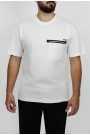 Man’s white oversized t-shirt 