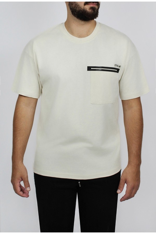 Man’s beige oversized t-shirt 