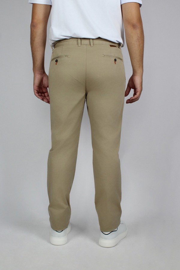  Man’s beige chinos pants 