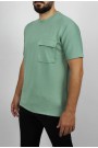  Man’s green oversized t-shirt 