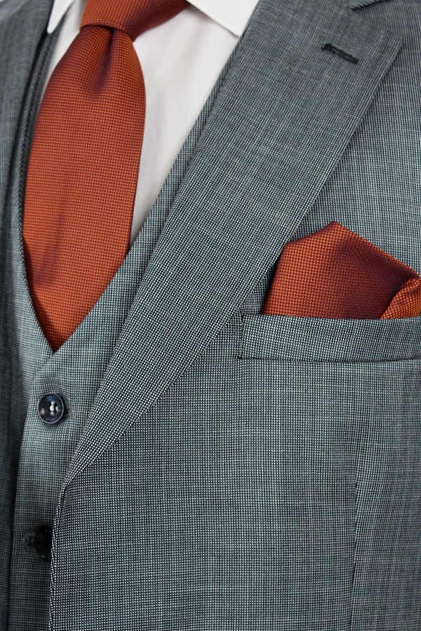  Man's gray suit mixed wool