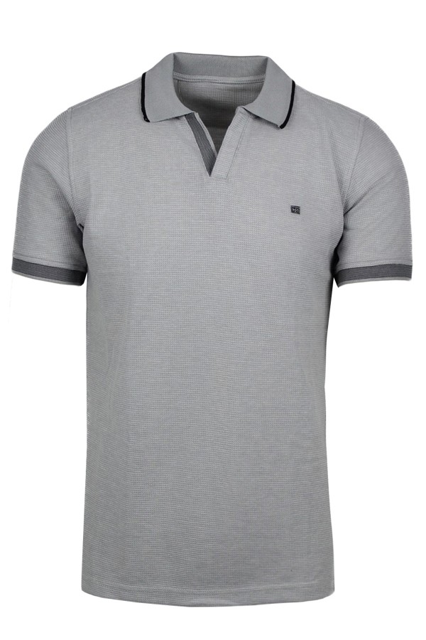 Man’s t-shirt polo in light grey