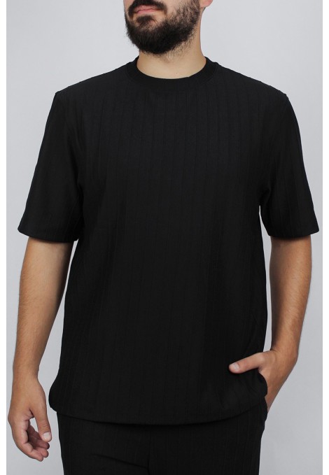 Man’s black oversized t-shirt 