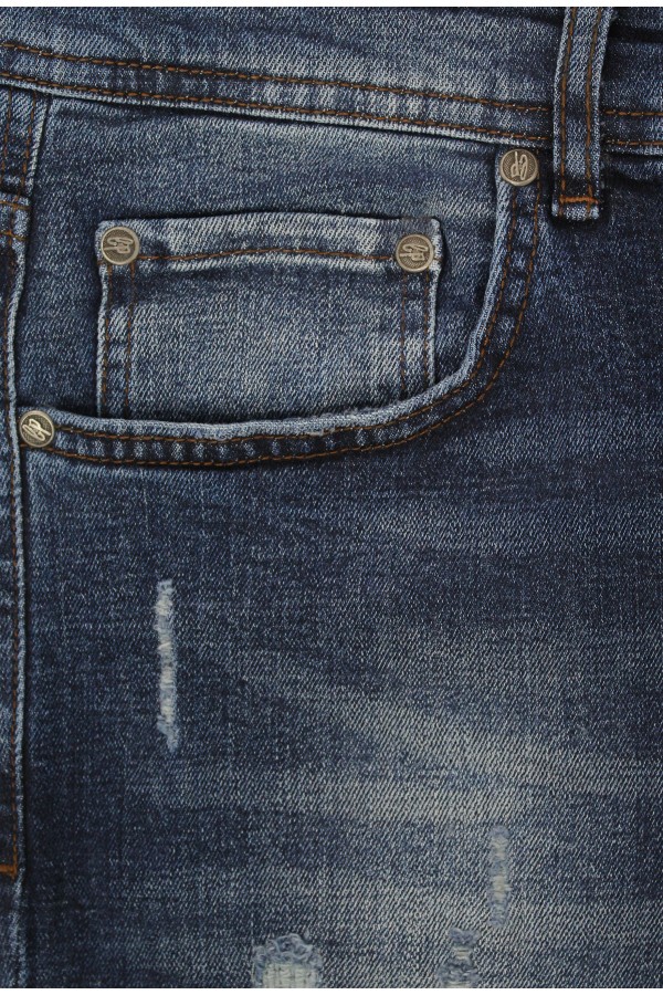 Man's blue jeans