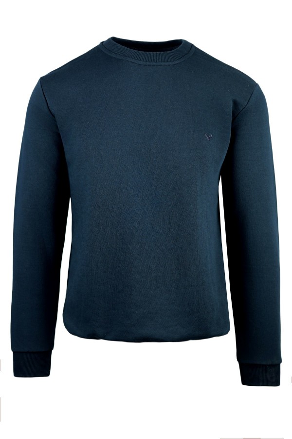 Man’s dark blue long -sleeved t-shirt