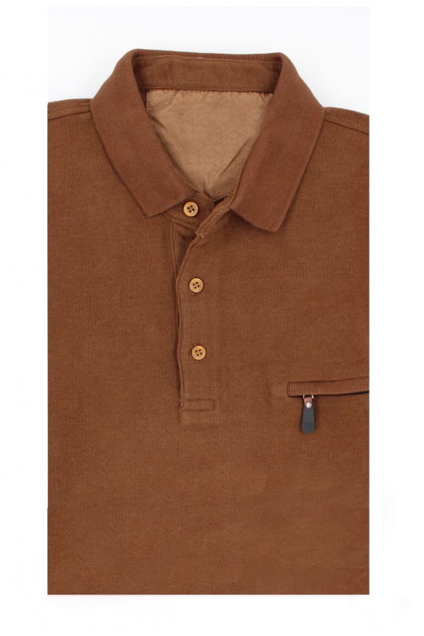  Man's camelt-shirt with collar