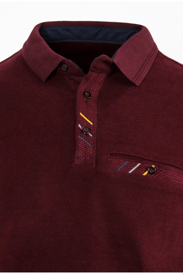 Man's bordeuax t-shirt with collar