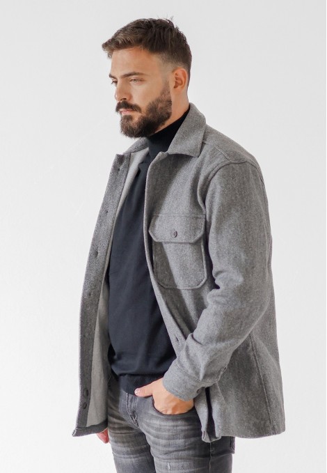 Man’s grey oveshirt