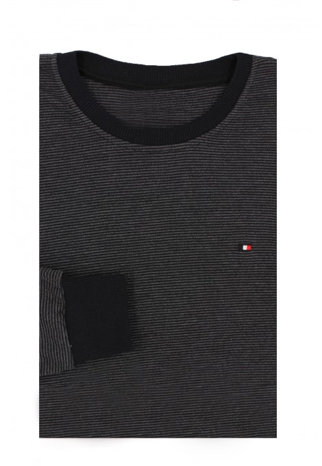 Man's black  t-shirt of cotton