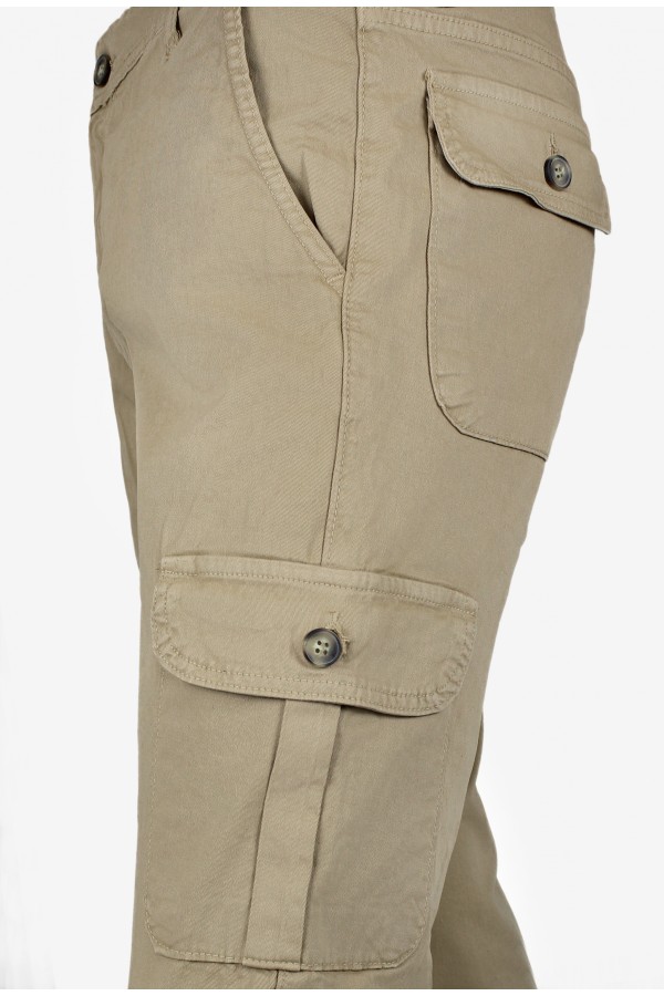 Man's beige pants cargo