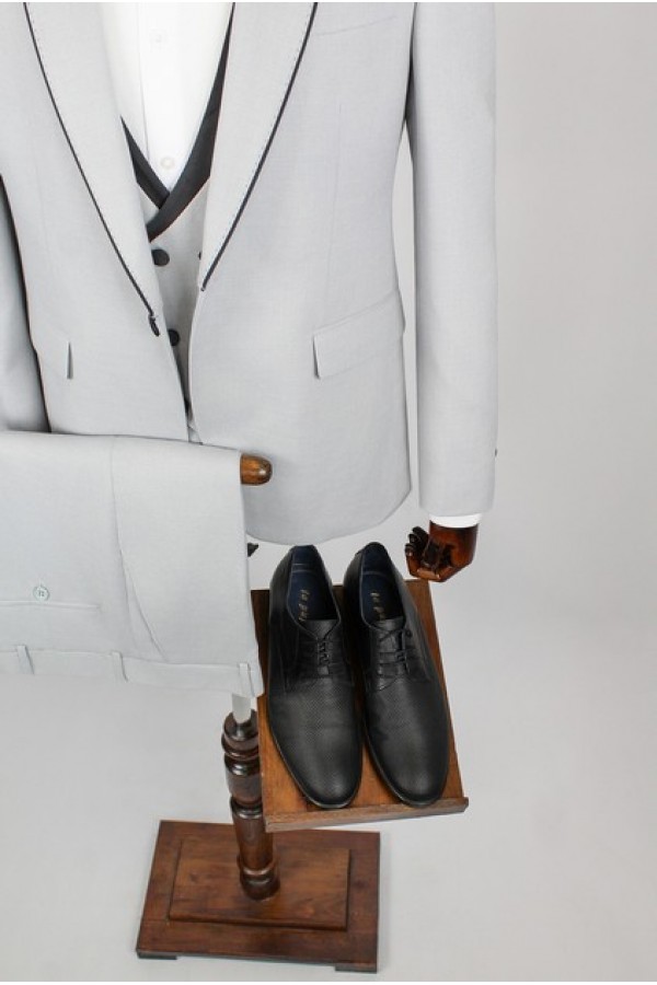 Man's light grey suit  mixed wool