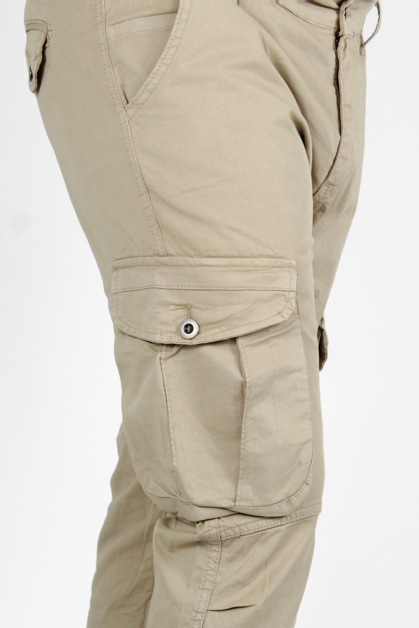 Man's beige pants cargo