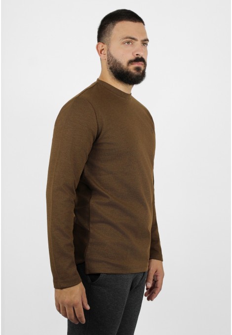 Man's brown cotton t-shirt