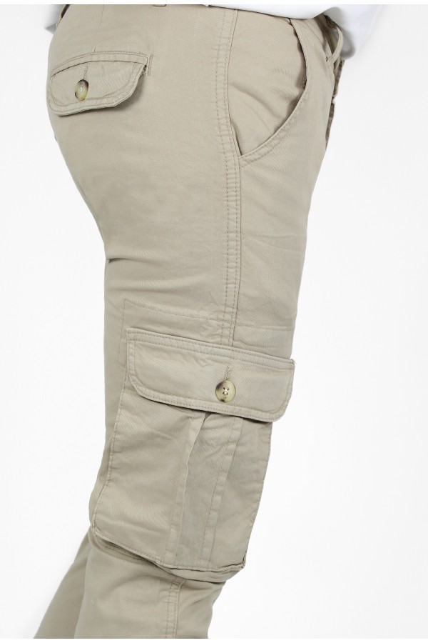 Man's beige pants cargo