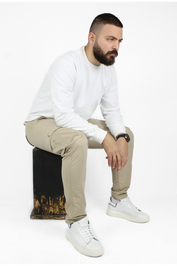 Man's beige pants cargo