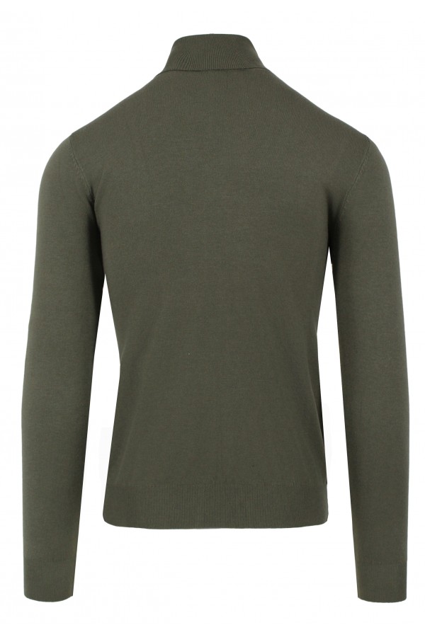 Man's khaki knitted t-shirt