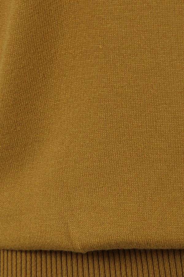 Man's mustard yellow knitted t-shirt