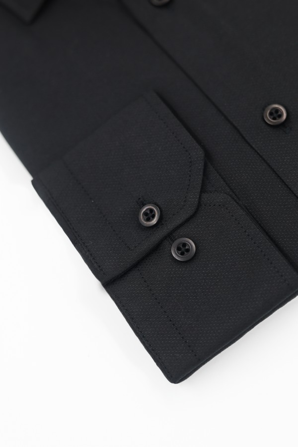 Man's black shirt slim fit