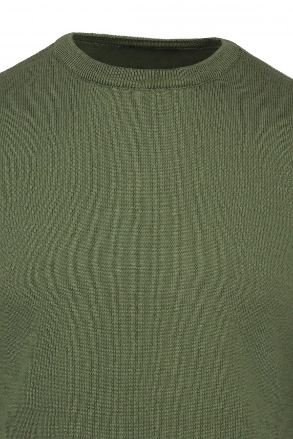 Man's khaki knitted t-shirt