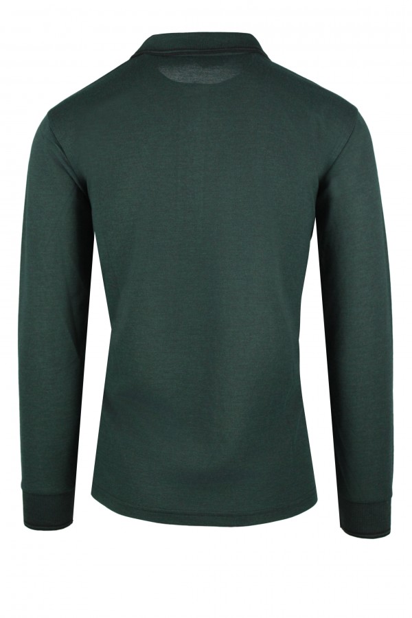 Man's dark green t-shirt polo