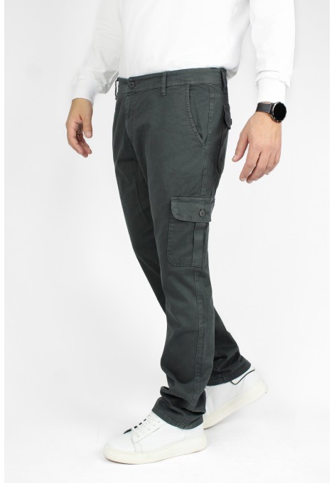 Man's anthracite grey pants cargo