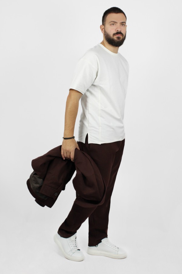 Man's oversize bordeuax pants