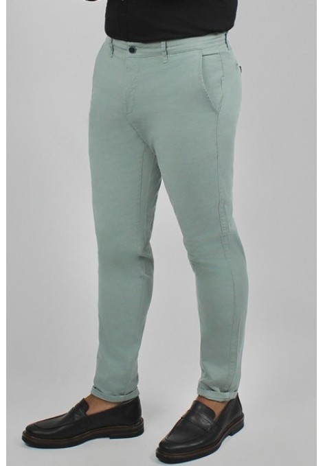 Man's green chinos pants 