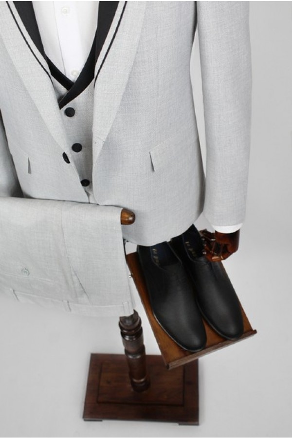 Man's light grey suit  mixed wool